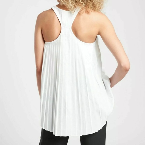 Athleta Tops - ATHLETA Sojourn Tank Top - M